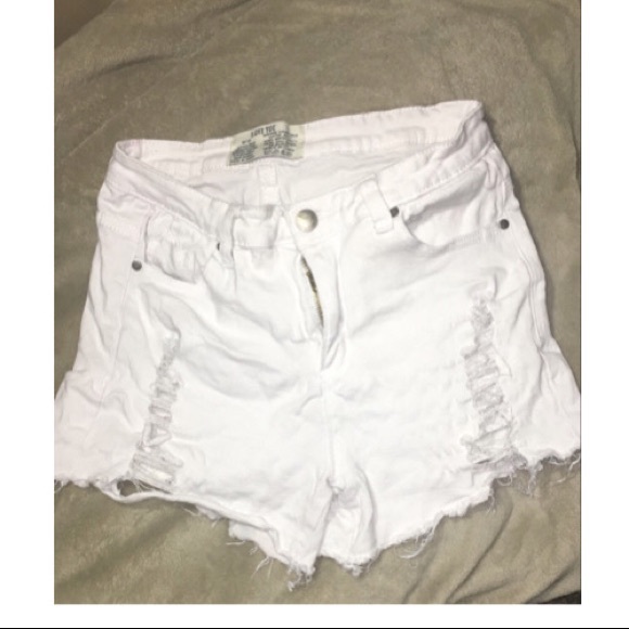 Shorts - Picture 1 of 2